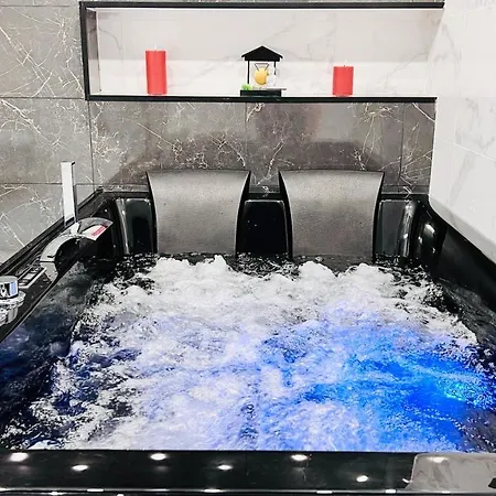 - Loft-luxe-detente-jacuzzi Apartment